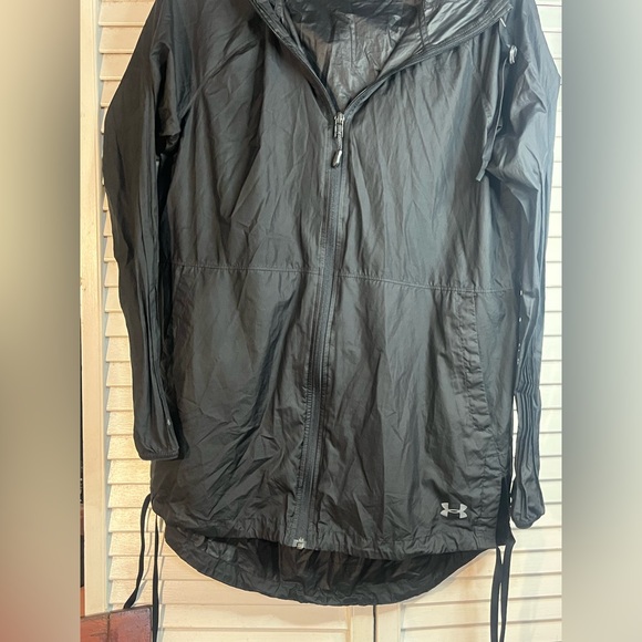 UNDER ARMOUR Storm x essential Black Hooded Rain Jacket new without tag - Picture 3 of 16